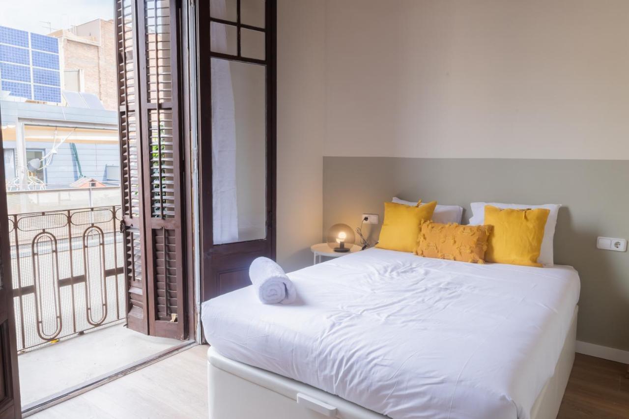Aticco Living Gracia - Apartments Rooftop Барселона Екстериор снимка