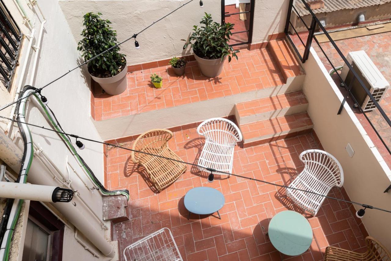 Aticco Living Gracia - Apartments Rooftop Барселона Екстериор снимка