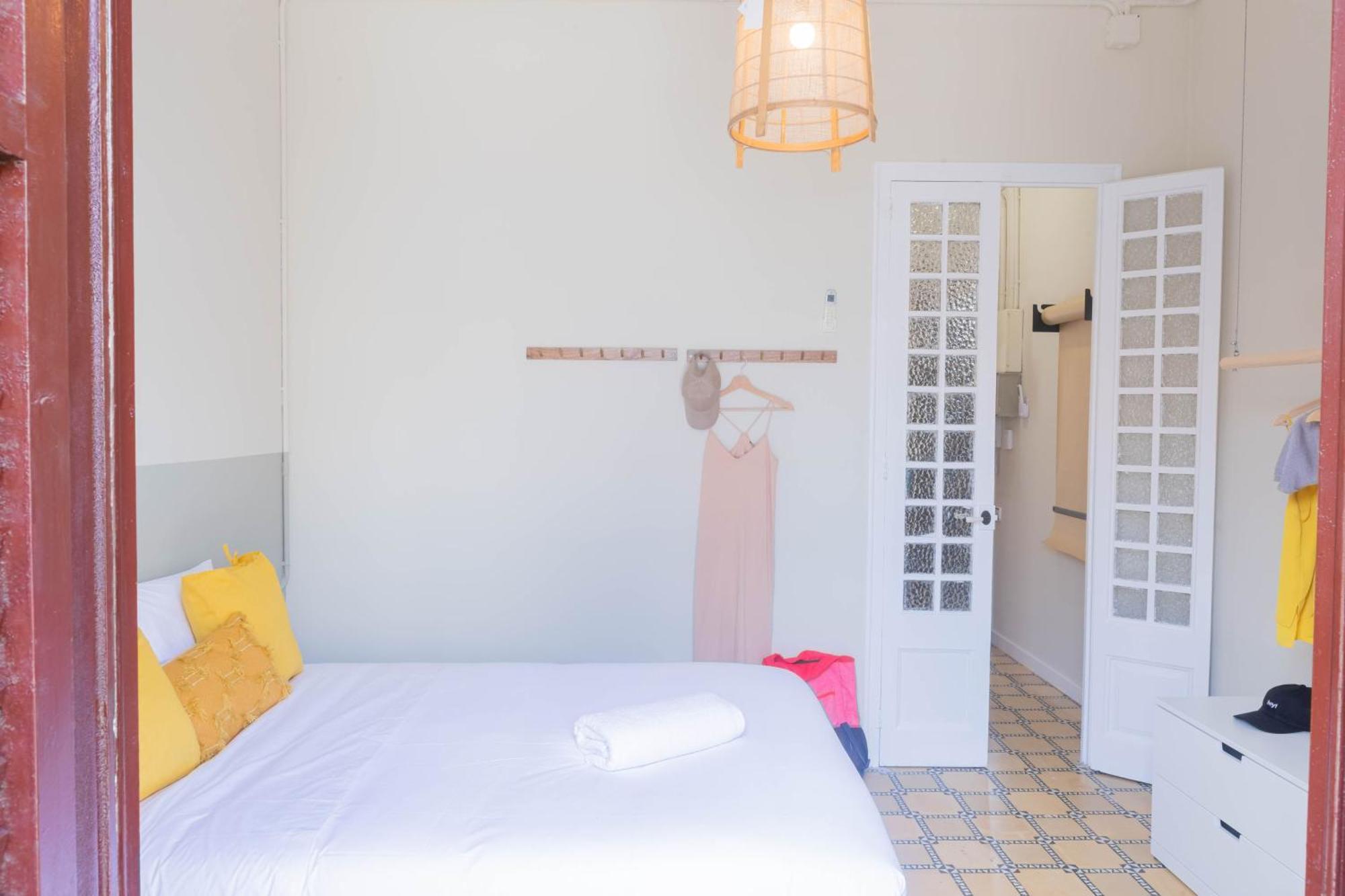 Aticco Living Gracia - Apartments Rooftop Барселона Екстериор снимка