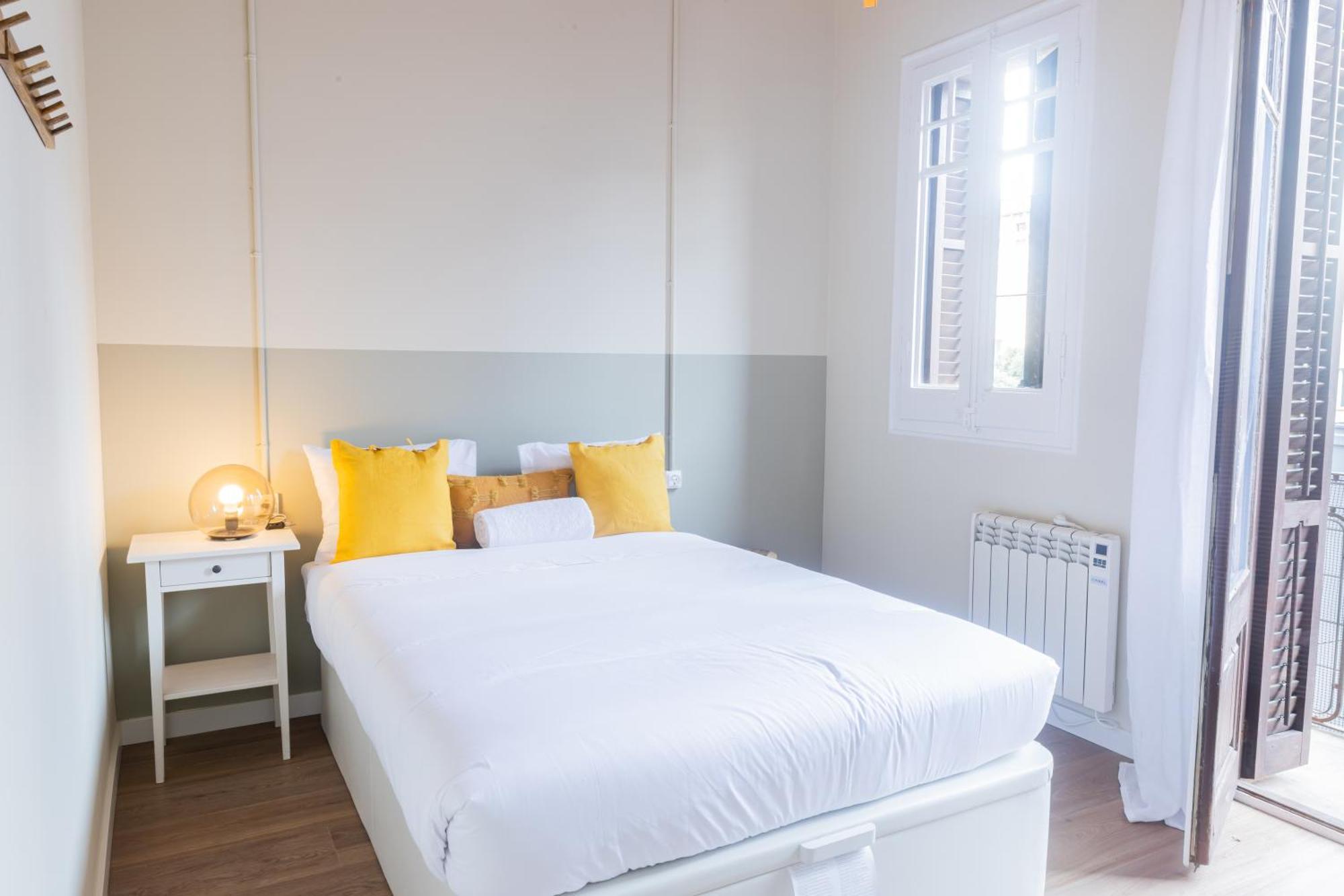 Aticco Living Gracia - Apartments Rooftop Барселона Екстериор снимка