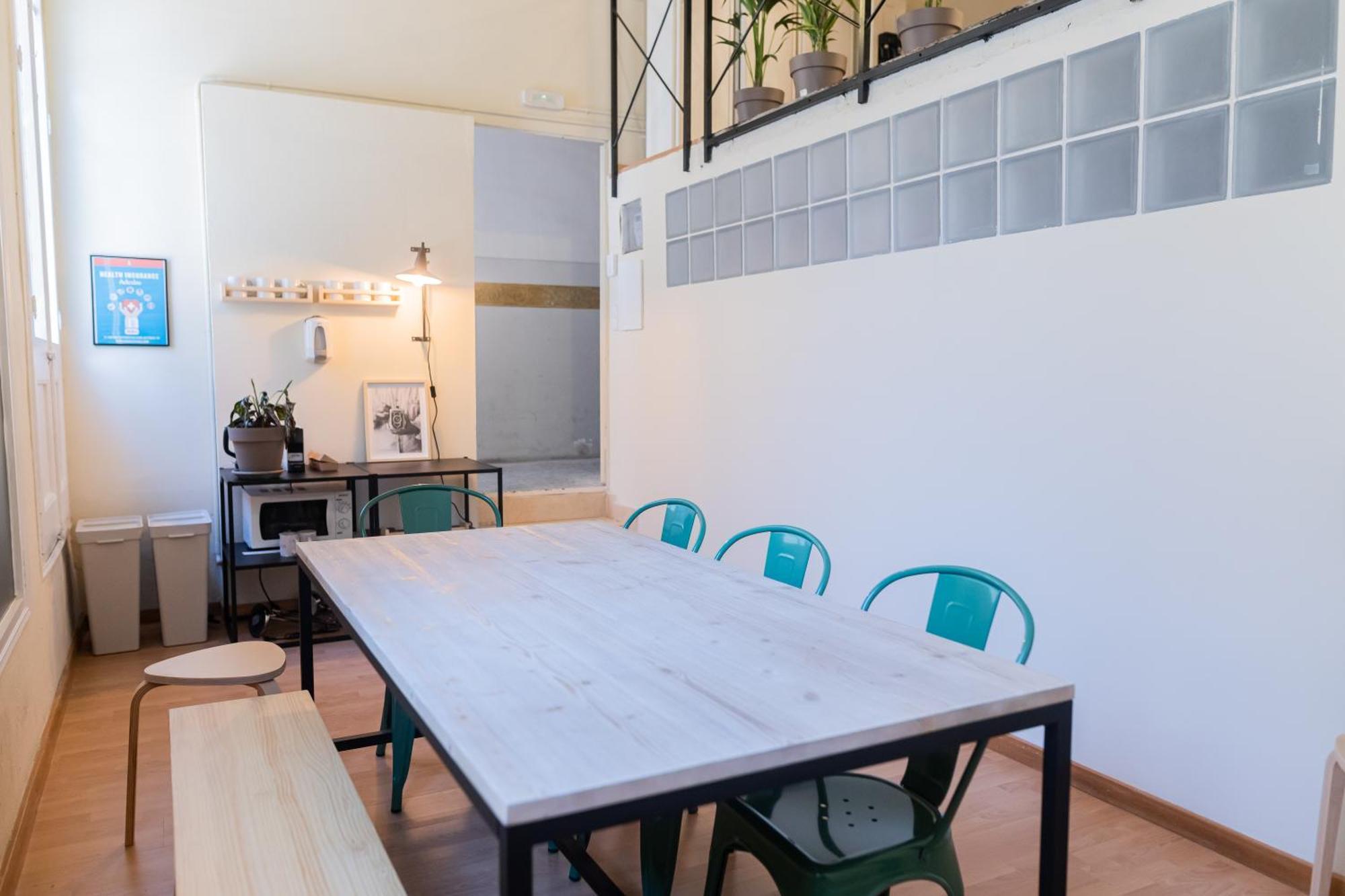 Aticco Living Gracia - Apartments Rooftop Барселона Екстериор снимка
